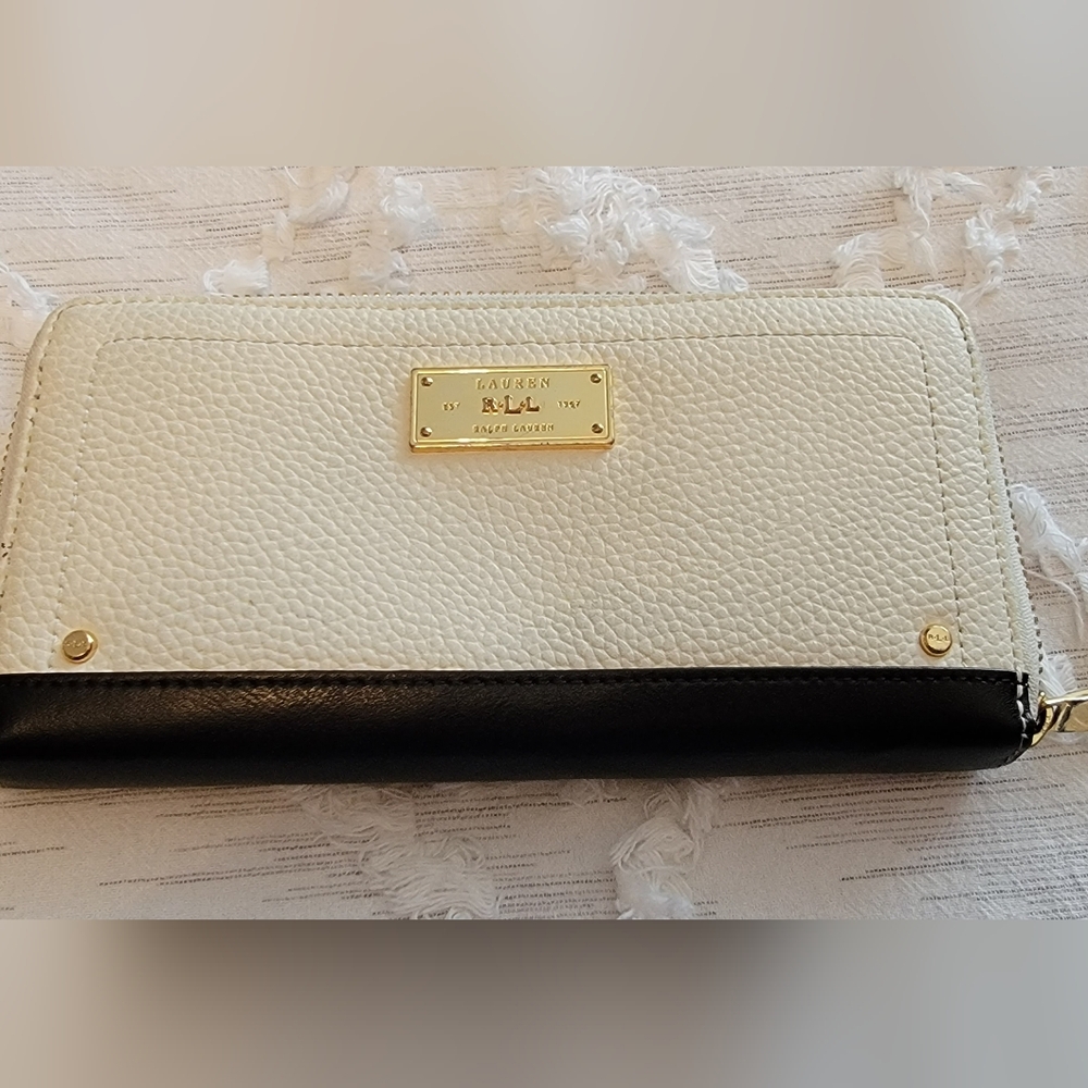 Ralph Lauren Leather Zip Wallet